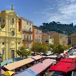 Plein Centre Appartement Climatise Et Spacieux Avec Grande Terrasse Sur Le Toit A Nice