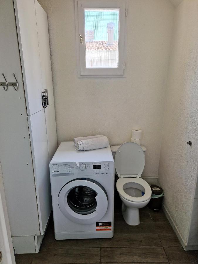Appartement Plein Centre Climatise Et Spacieux Avec Grande Terrasse Sur Le Toit A